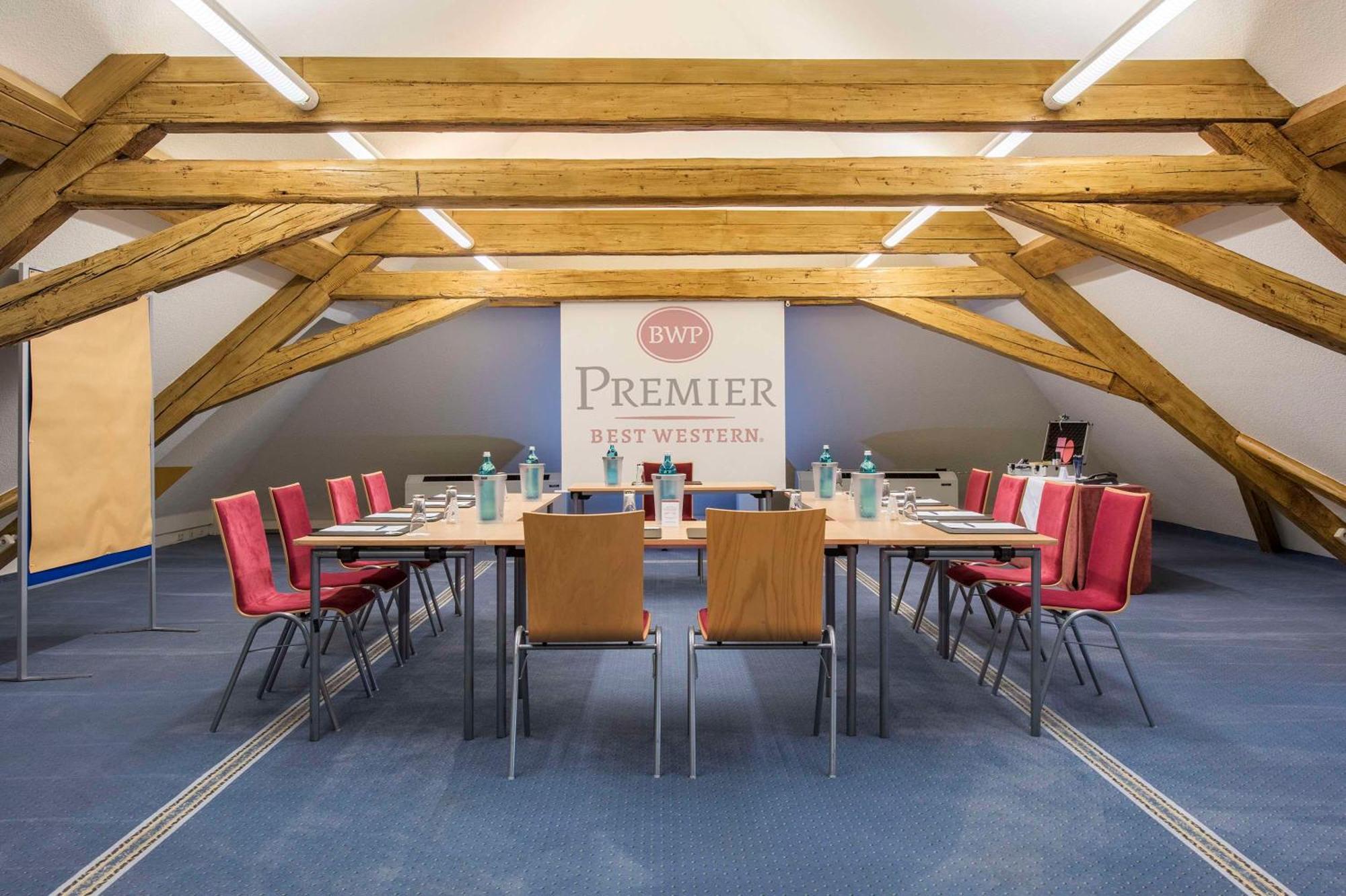 Best Western Premier Hotel Villa Stokkum Hanau Buitenkant foto