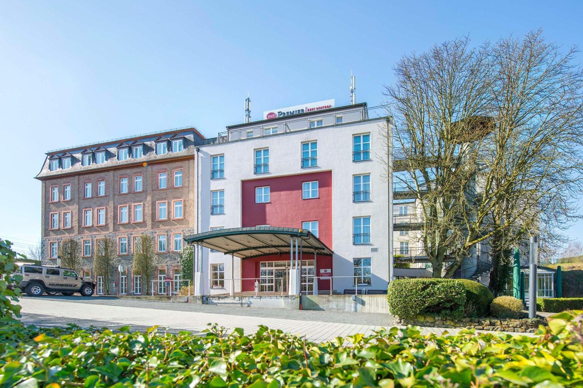 Best Western Premier Hotel Villa Stokkum Hanau Buitenkant foto