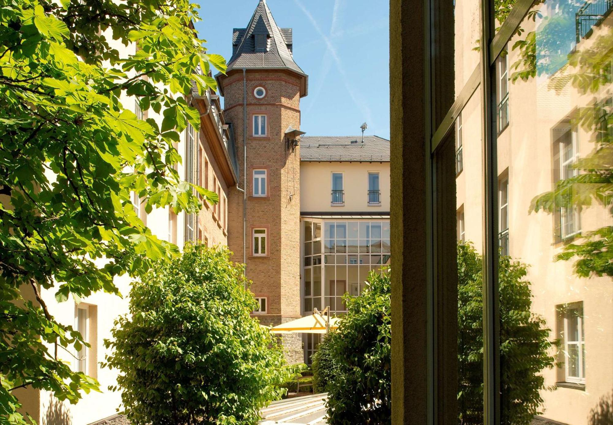 Best Western Premier Hotel Villa Stokkum Hanau Buitenkant foto